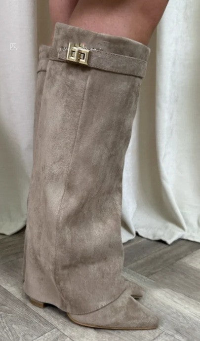 Calla Fold